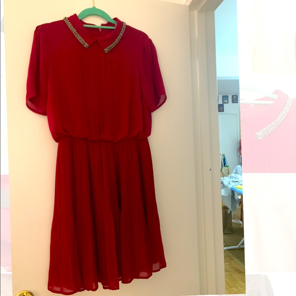 MARC NY Sz 8 Red Chiffon pleated a-line dress